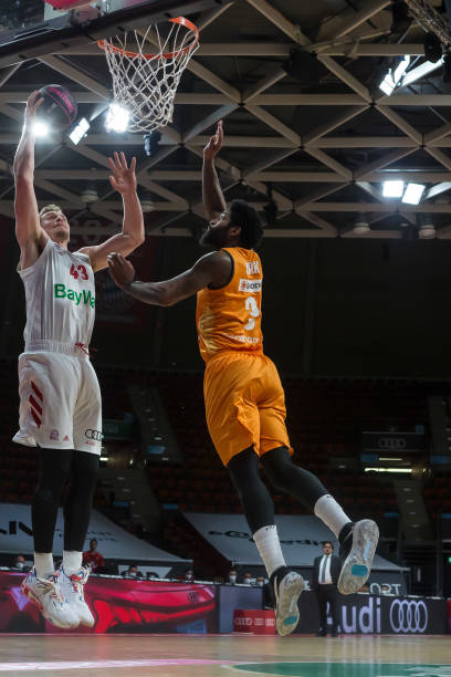 国家队加大 国家队加大