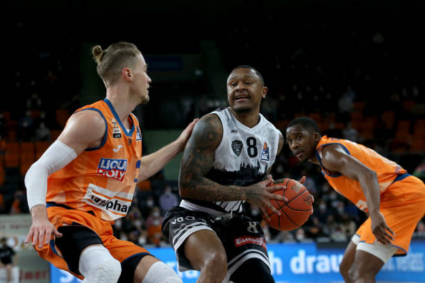 争取在西班 争取在西班