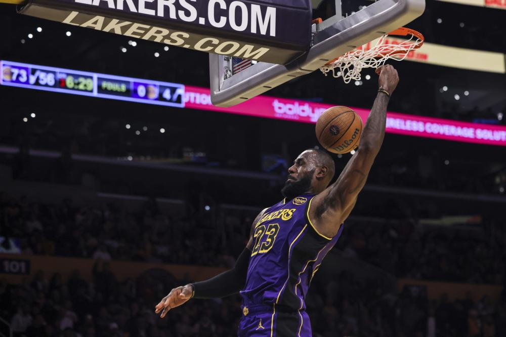 次严重的腿 次严重的腿