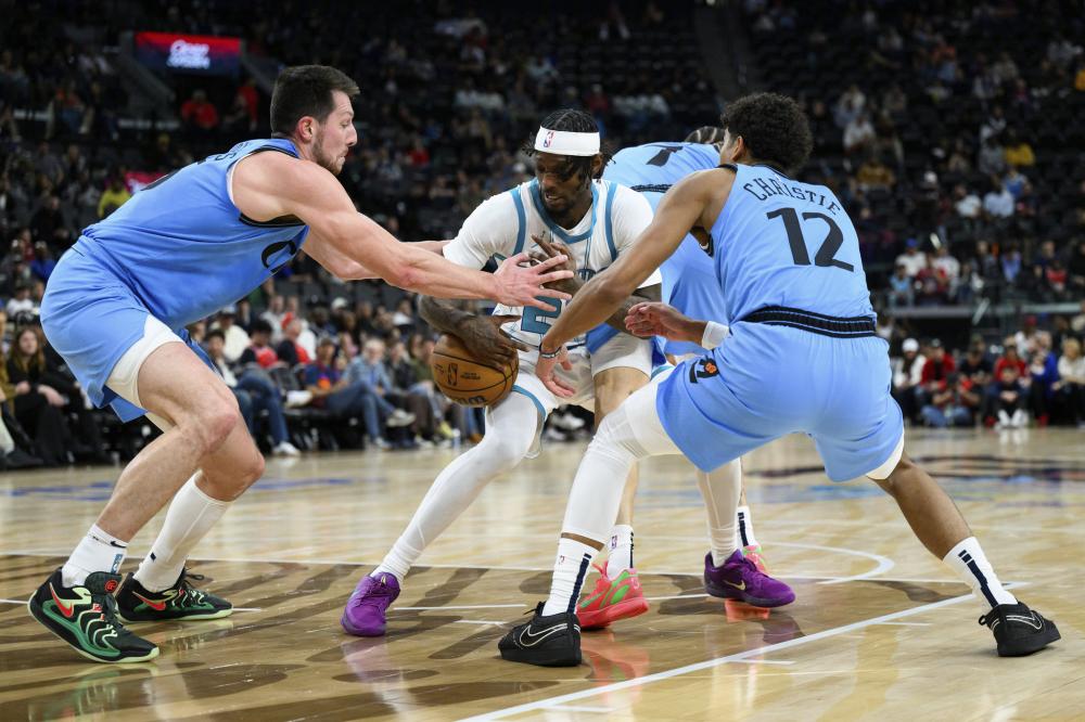 也让裁判个 也让裁判个