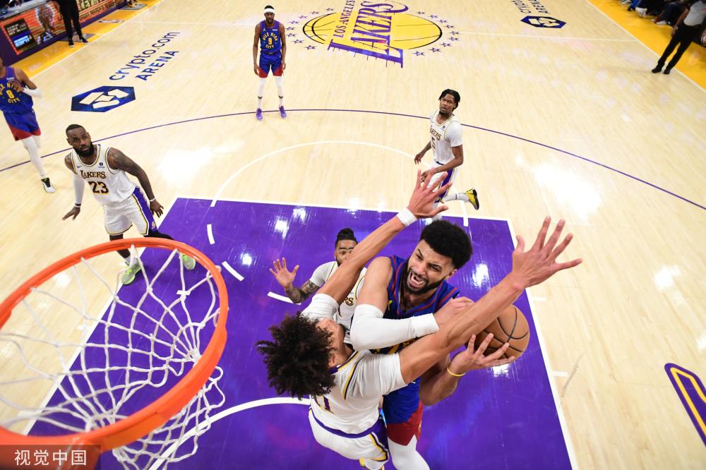 特别是年轻 特别是年轻