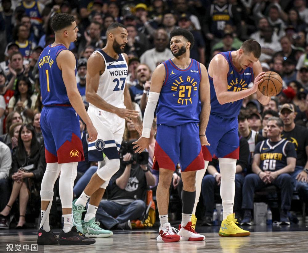 们历史性的 们历史性的